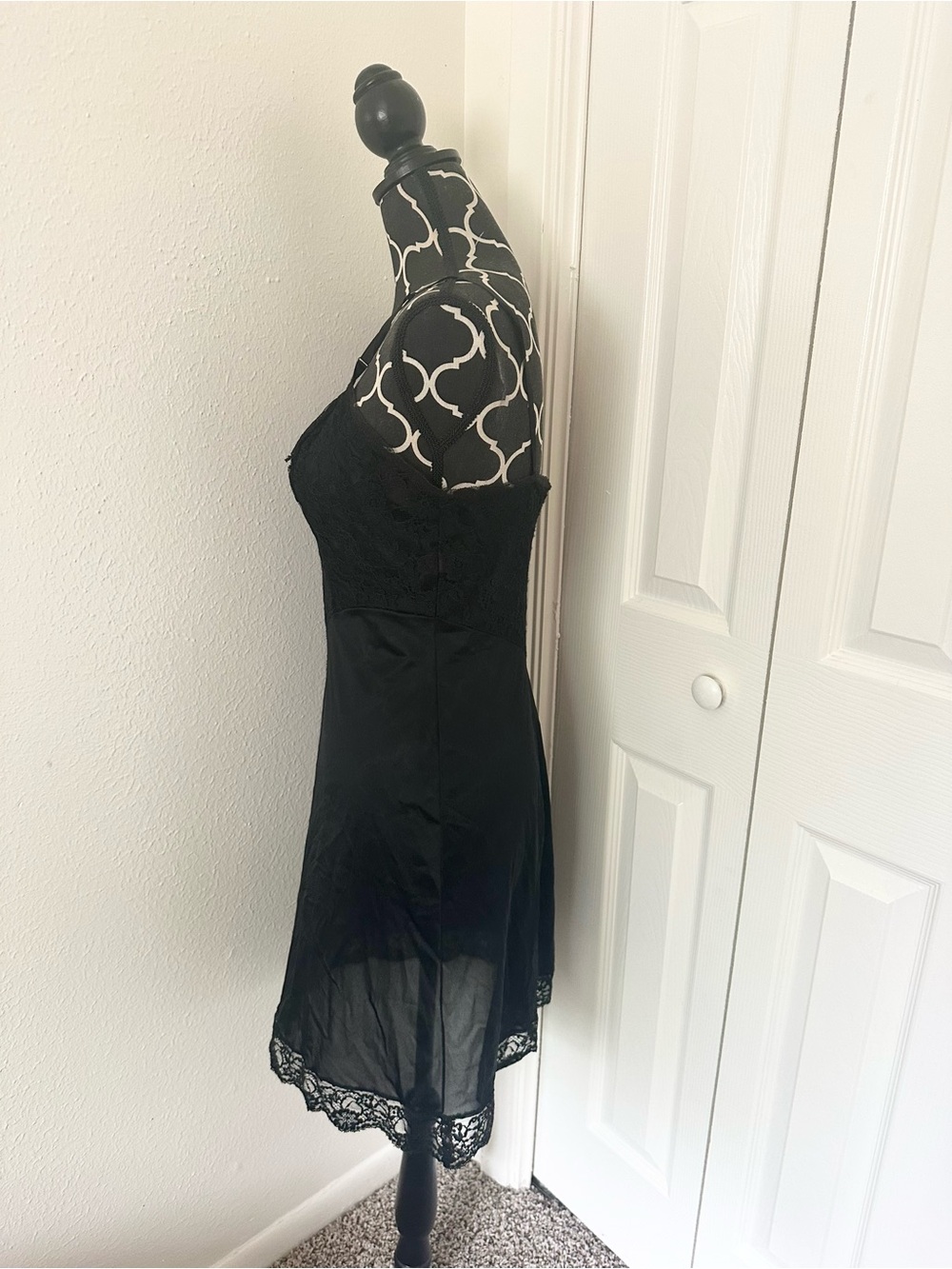 Vintage 1970s vanity affair, black Lacey slip night dress lingerie - Picture 4 of 12